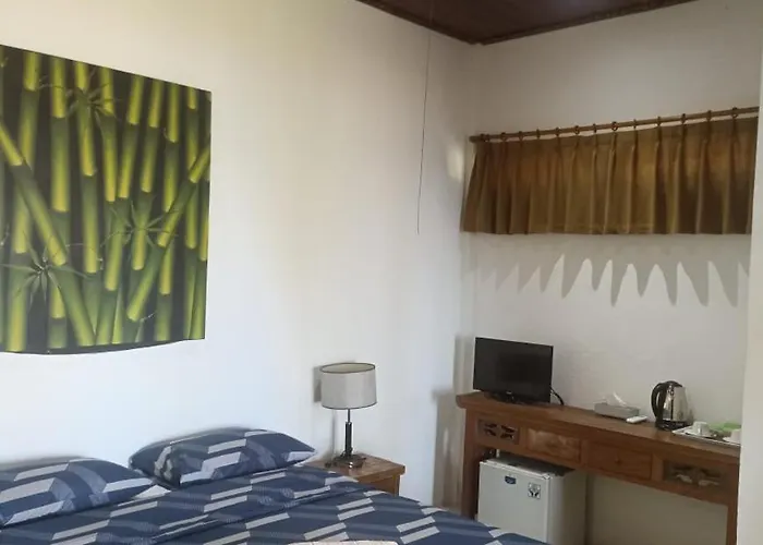 Villa Jasri Ombak *